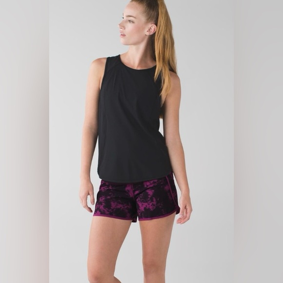 Lululemon Run Times Lined Shorts Plum Black Color Size 8 - Picture 2 of 8